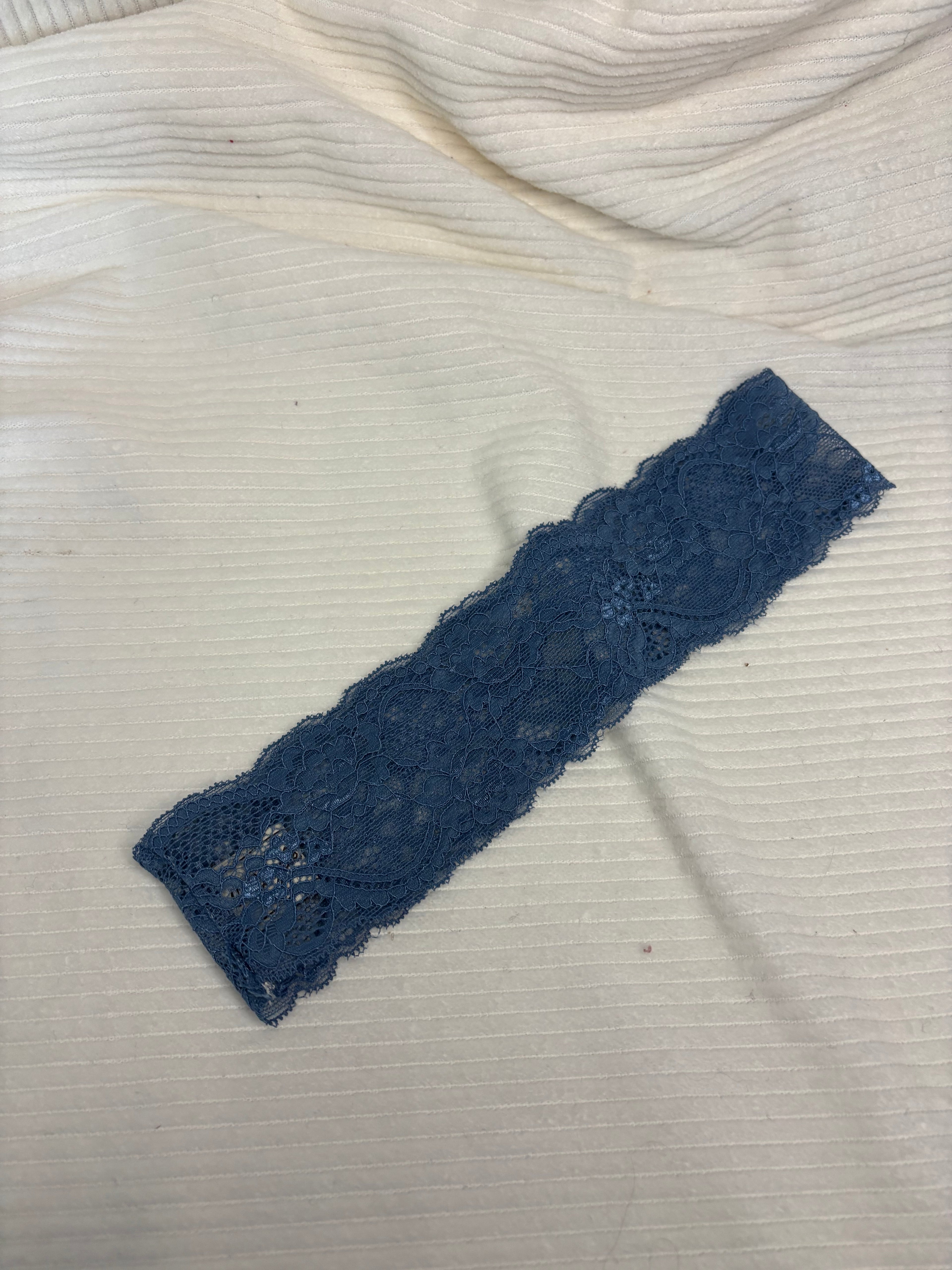 Bandeau en dentelle