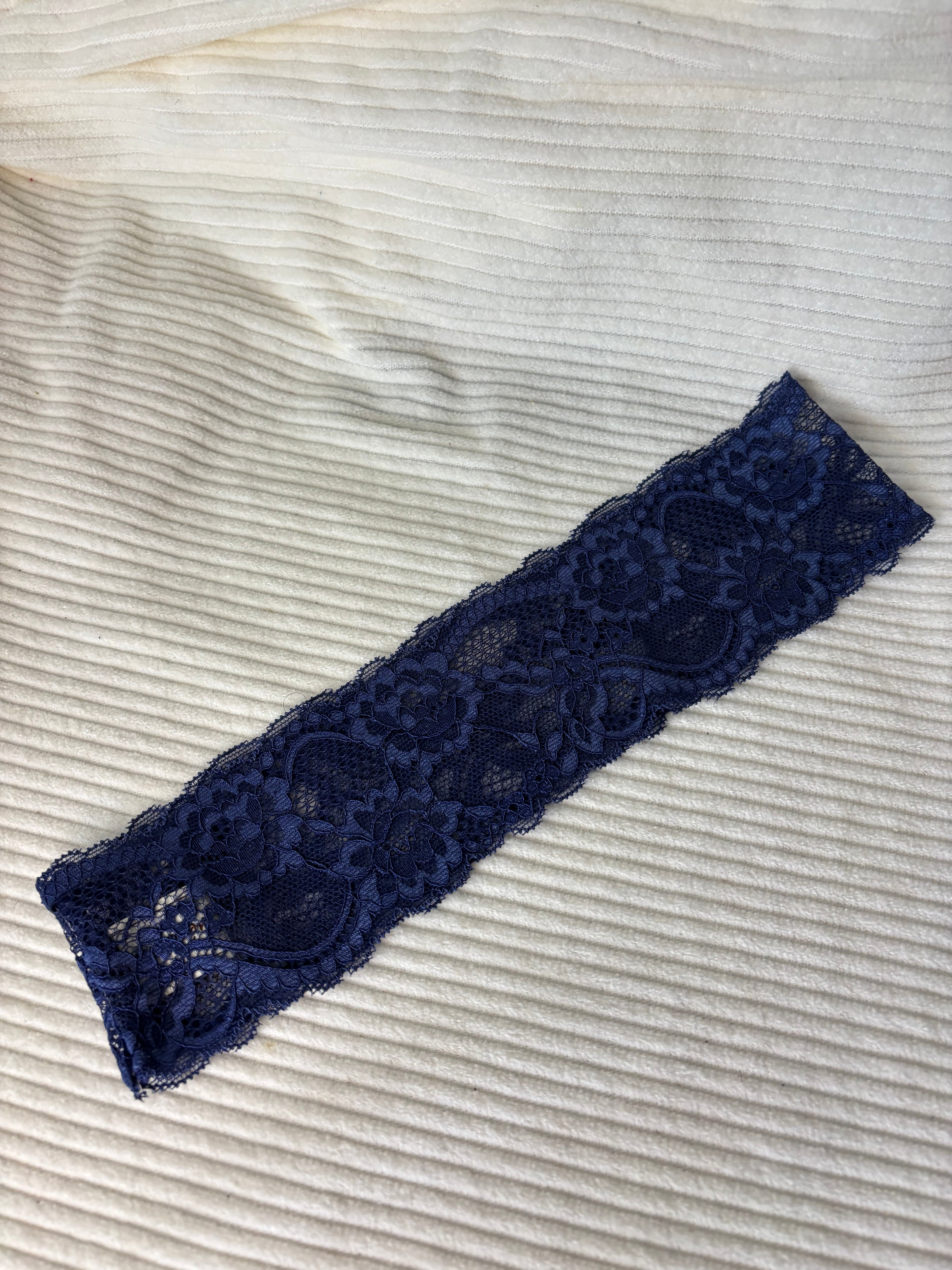 Bandeau en dentelle