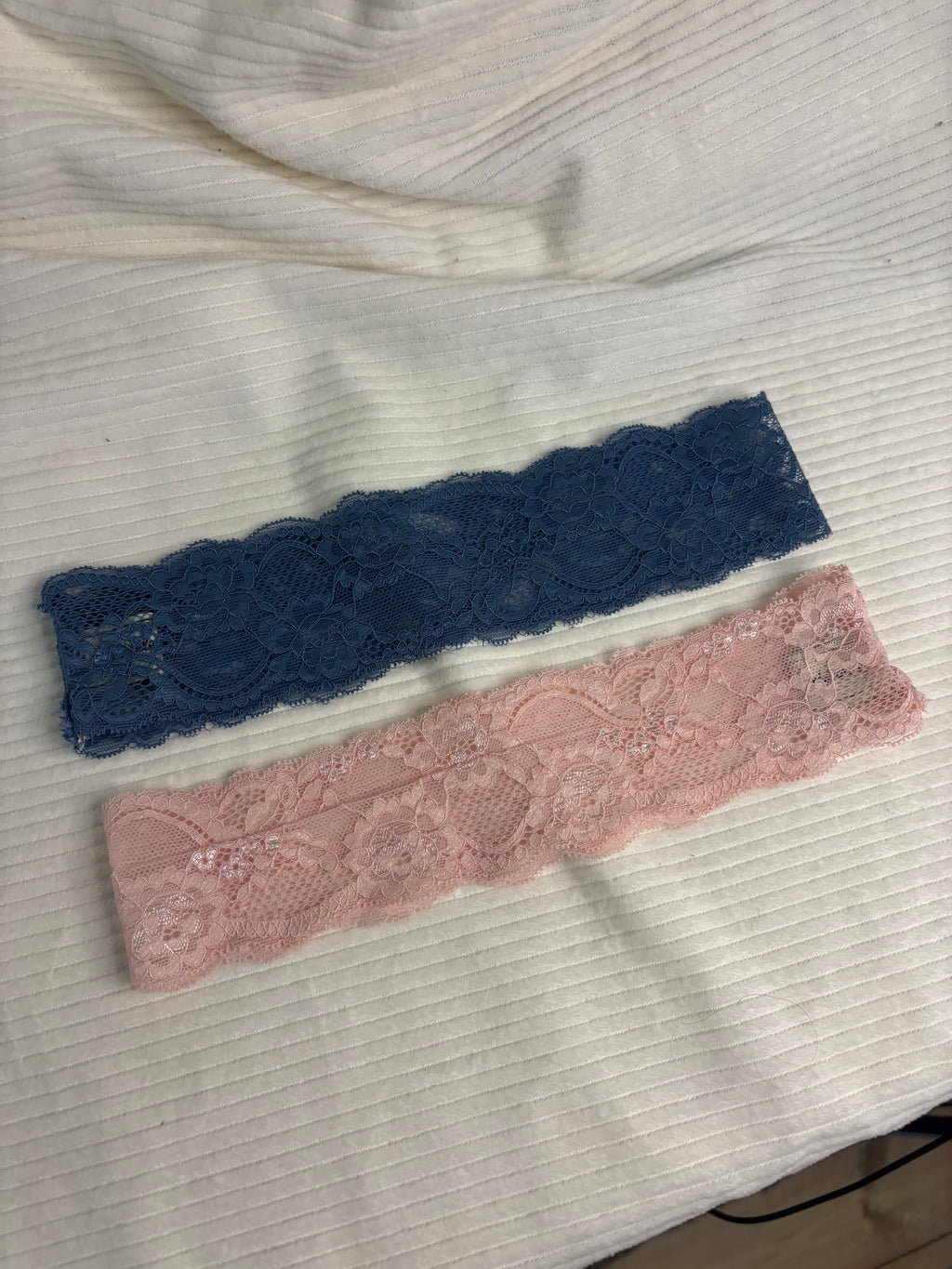 Lot de 2 bandeaux en dentelle