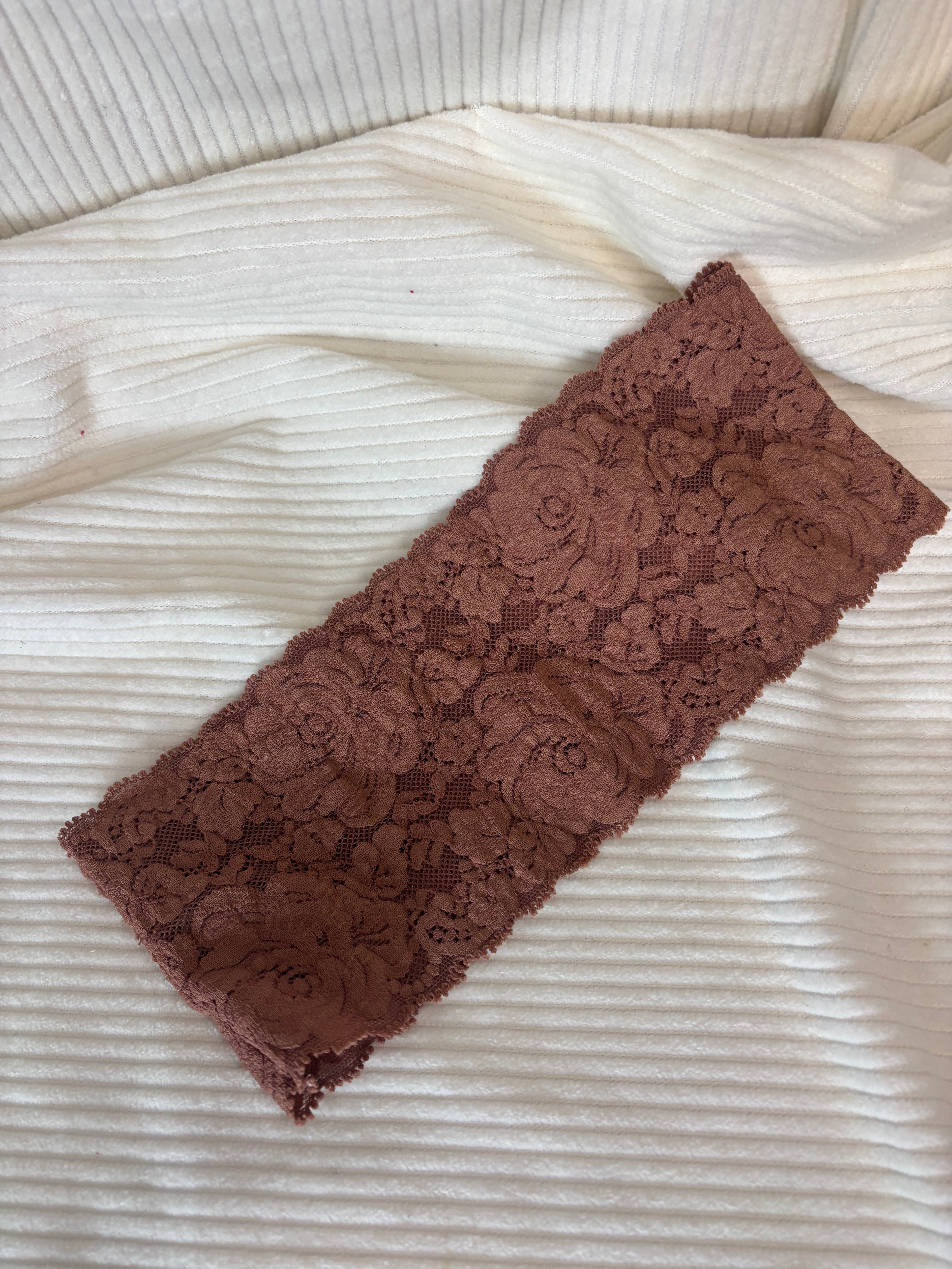 Bandeau en dentelle large