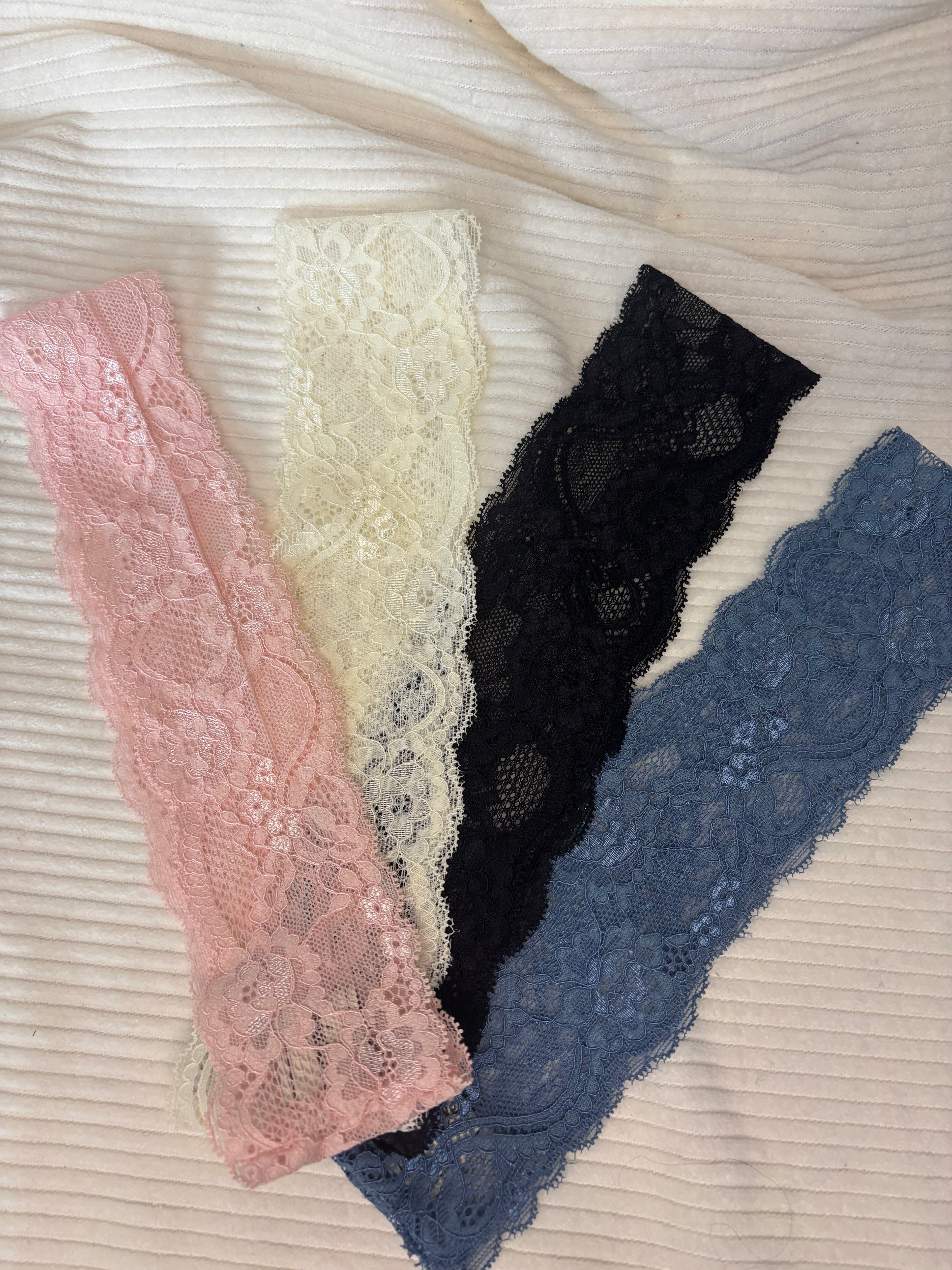 Bandeau en dentelle