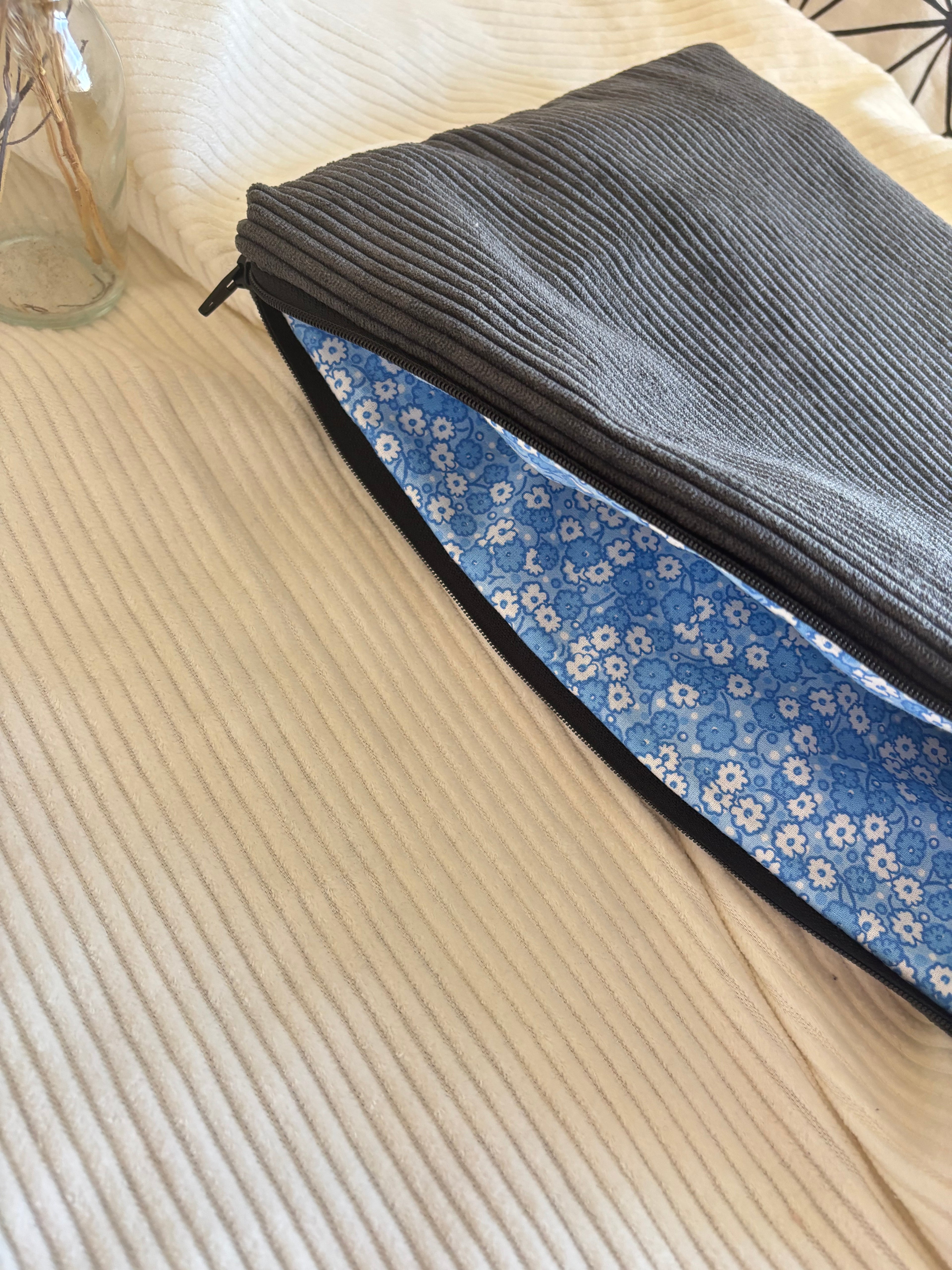 Housse ordinateur / tablette Bleuette