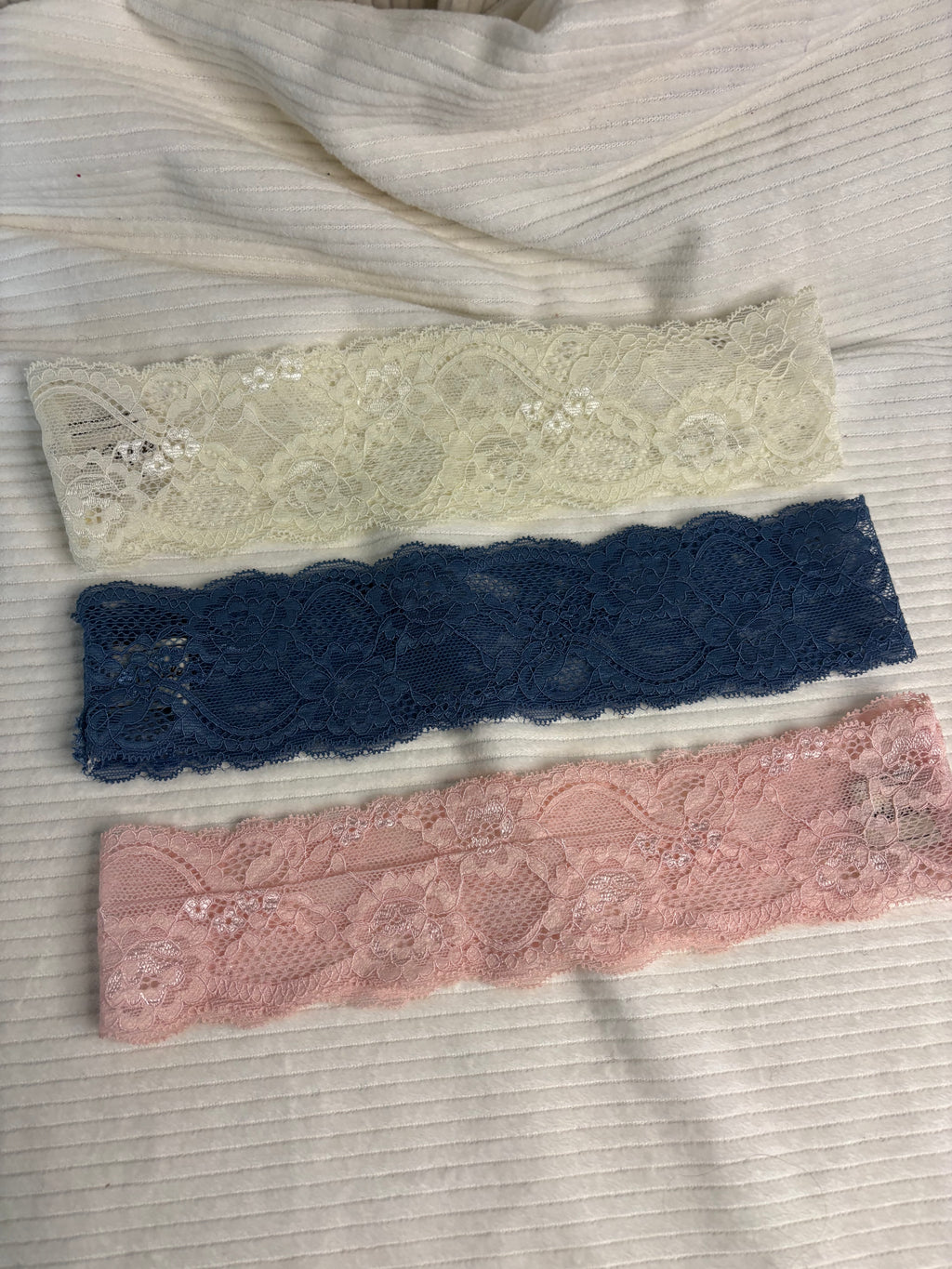 Lot de 3 bandeaux en dentelle