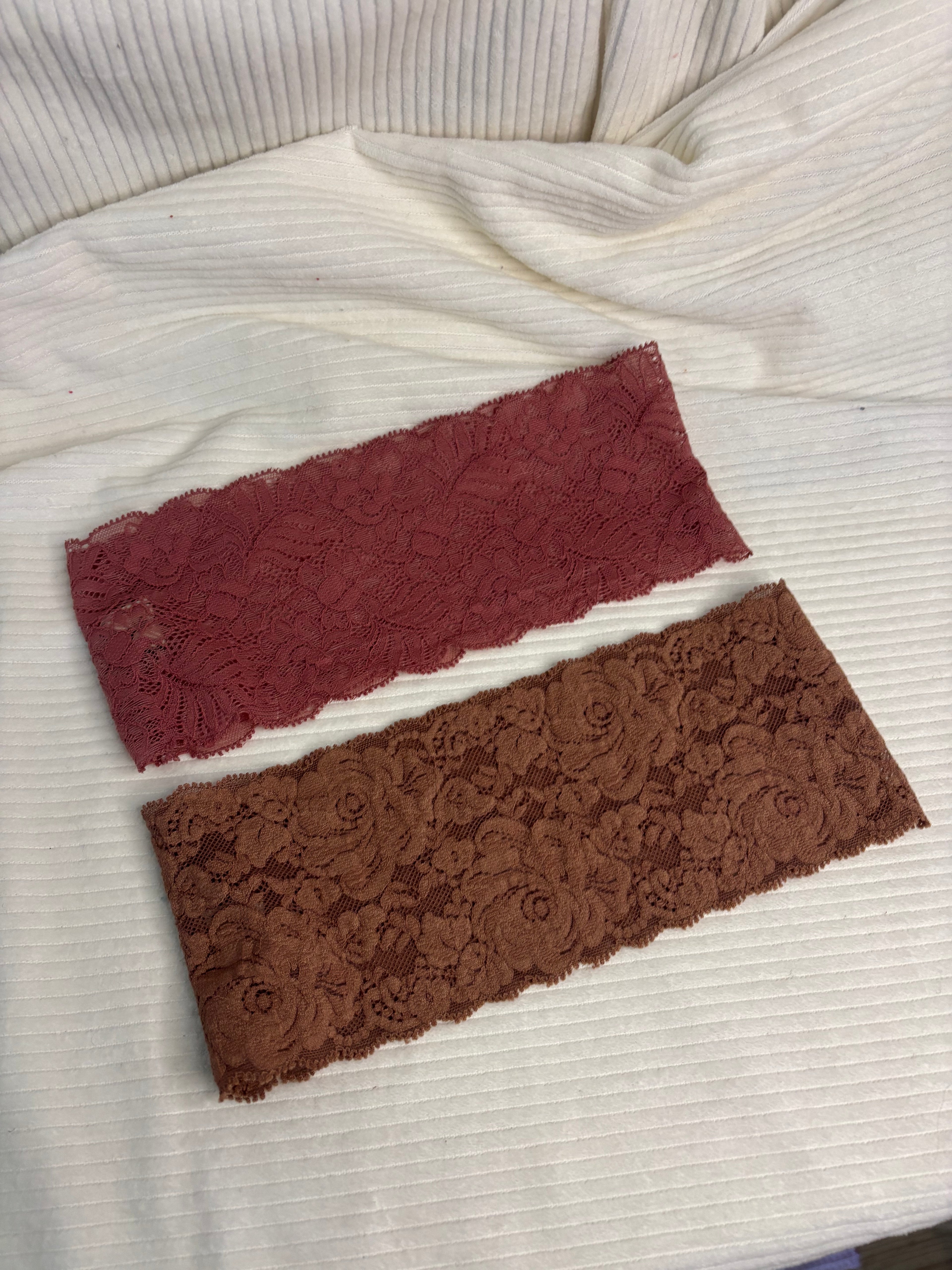 Lot de 2 bandeaux en dentelle large