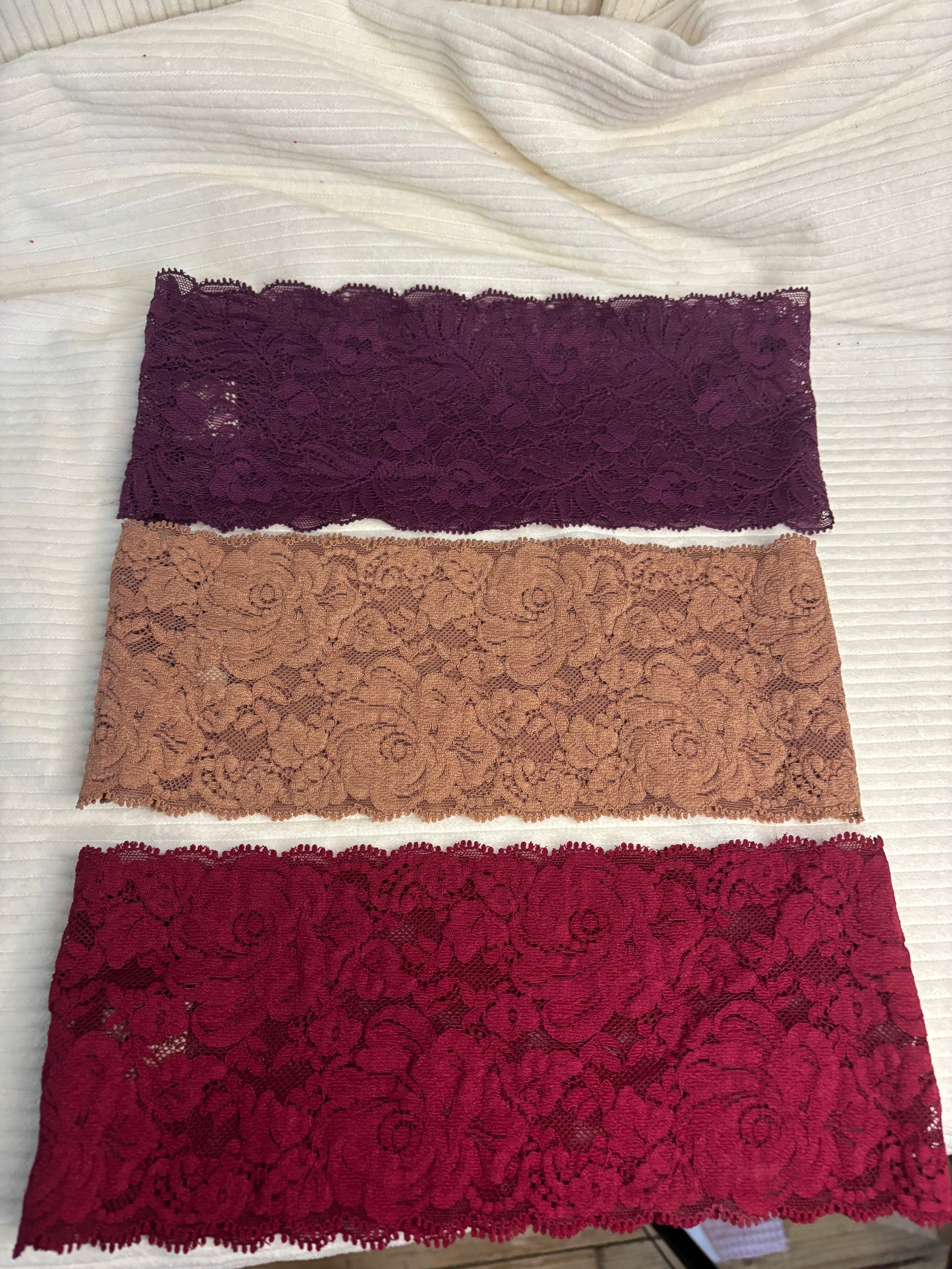 Lot de 3 bandeaux en dentelle large